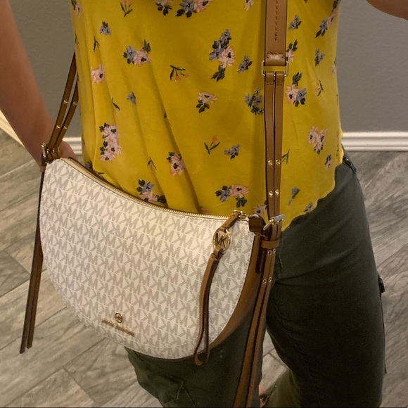 New MK Camden crossbody 🦄 limited addition - Picture 4 of 7